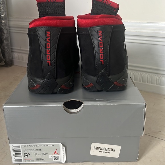 Jordan 14 women’s “red lipstick” - Picture 2 of 4